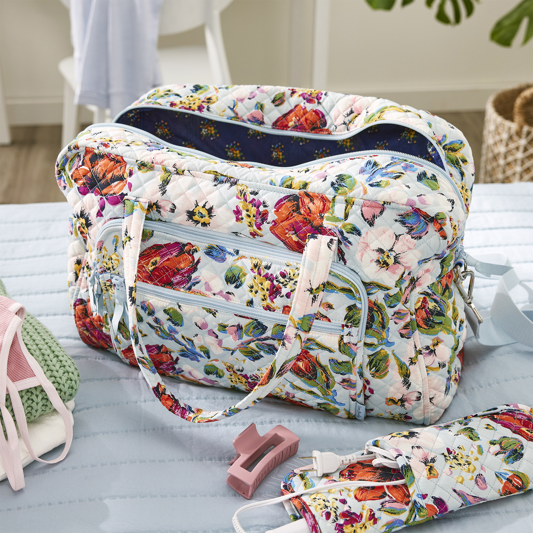 Vera Bradley Julisa Enchanted Mandala Floral Sunglasses with Case and Pouch Lot Vera Bradley - Brandclub - Vera Bradley Vera Bradley  main image 2