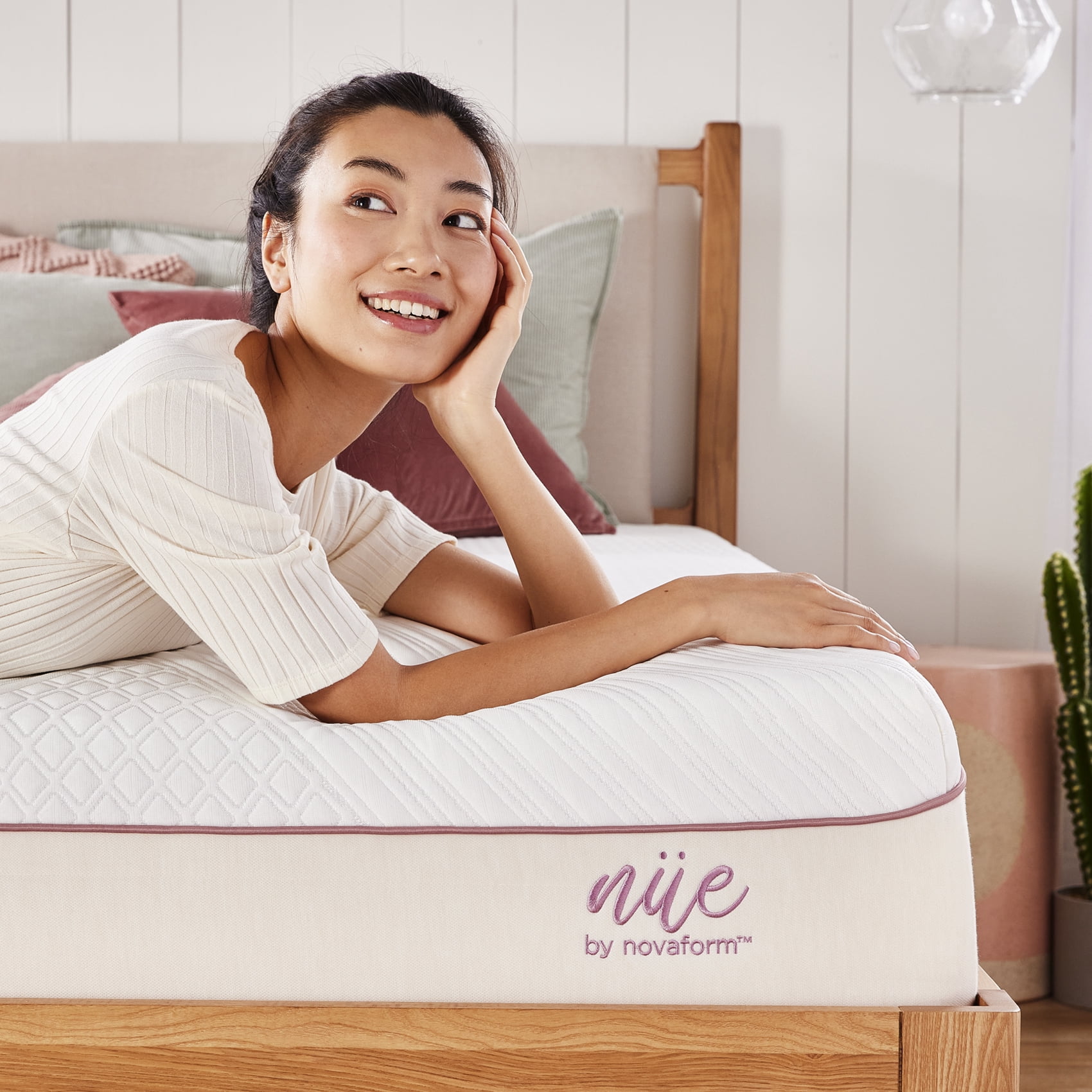 nue by Novaform 10 inch Hybrid Support Mattress, Full