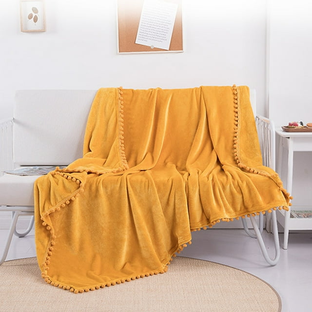 Manta de franela con flecos de pompones, edredón ligero y acogedor, suave manta para sofá, adecuada para todas las estaciones, amarillo mostaza, aprox. 130x150cm