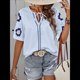 thumbnail image 4 of Blusas de Verano para Mujer, Blusas Florales Bordadas con Mangas Abullonadas, Cuello en V, Estilo Bohemio, Informal Azul L, 4 of 7