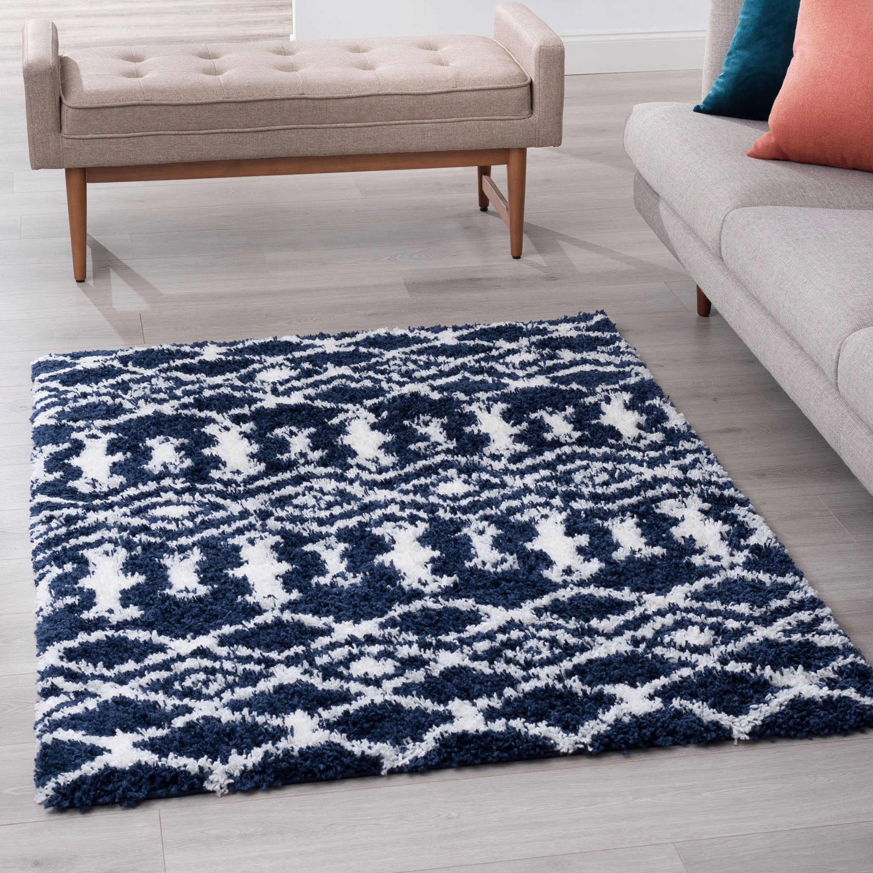 Jersey Shag Contemporary Geometric Navy and White Polypropylene Indoor Area Rug, 4'x6' Rectangle