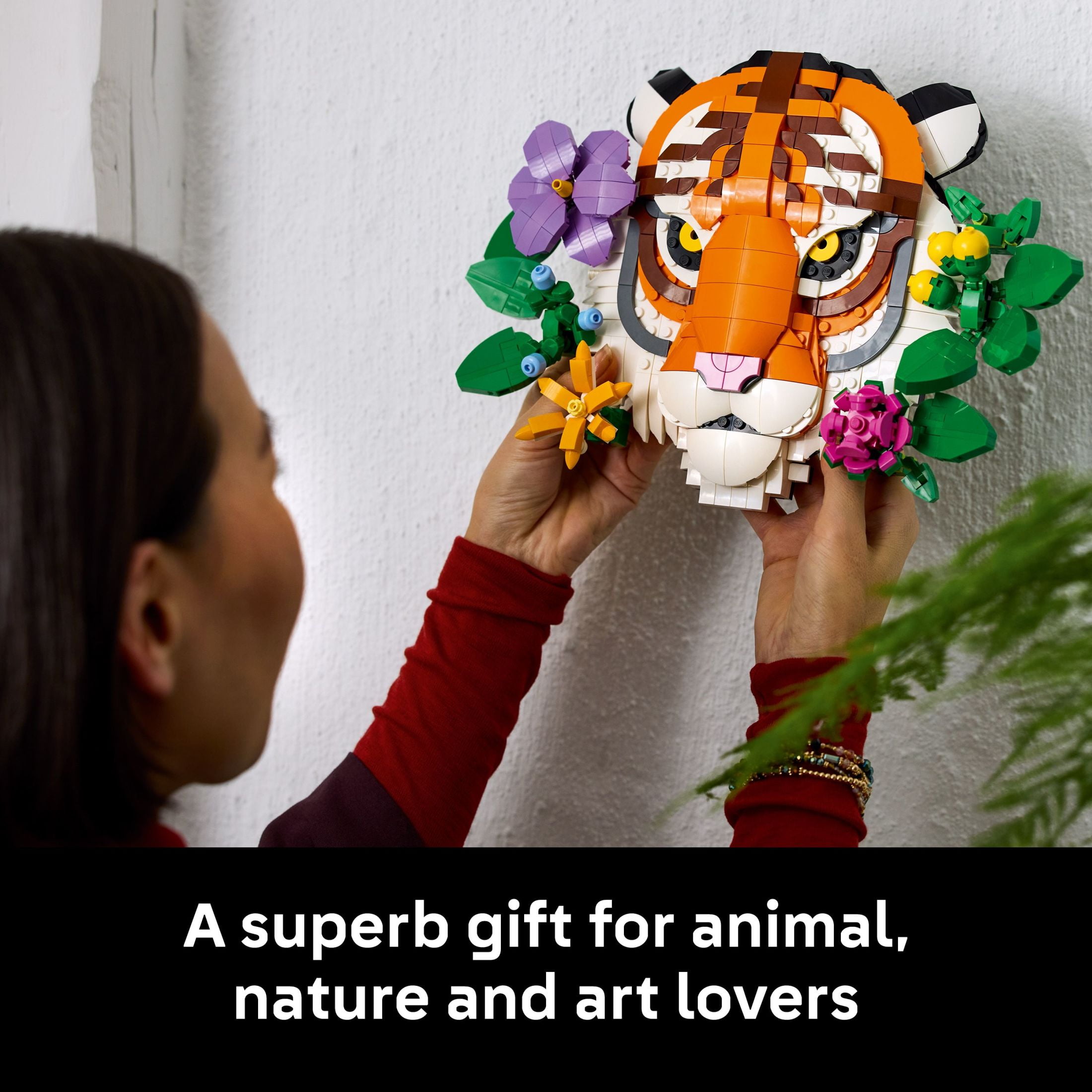 LEGO Art The Fauna Collection – Tiger,  Building Set for Adults 18+ - New Home or Housewarming Gift Idea - Collectible DIY Kit for Men and Women Who Enjoy Arts and Crafts - 31217
