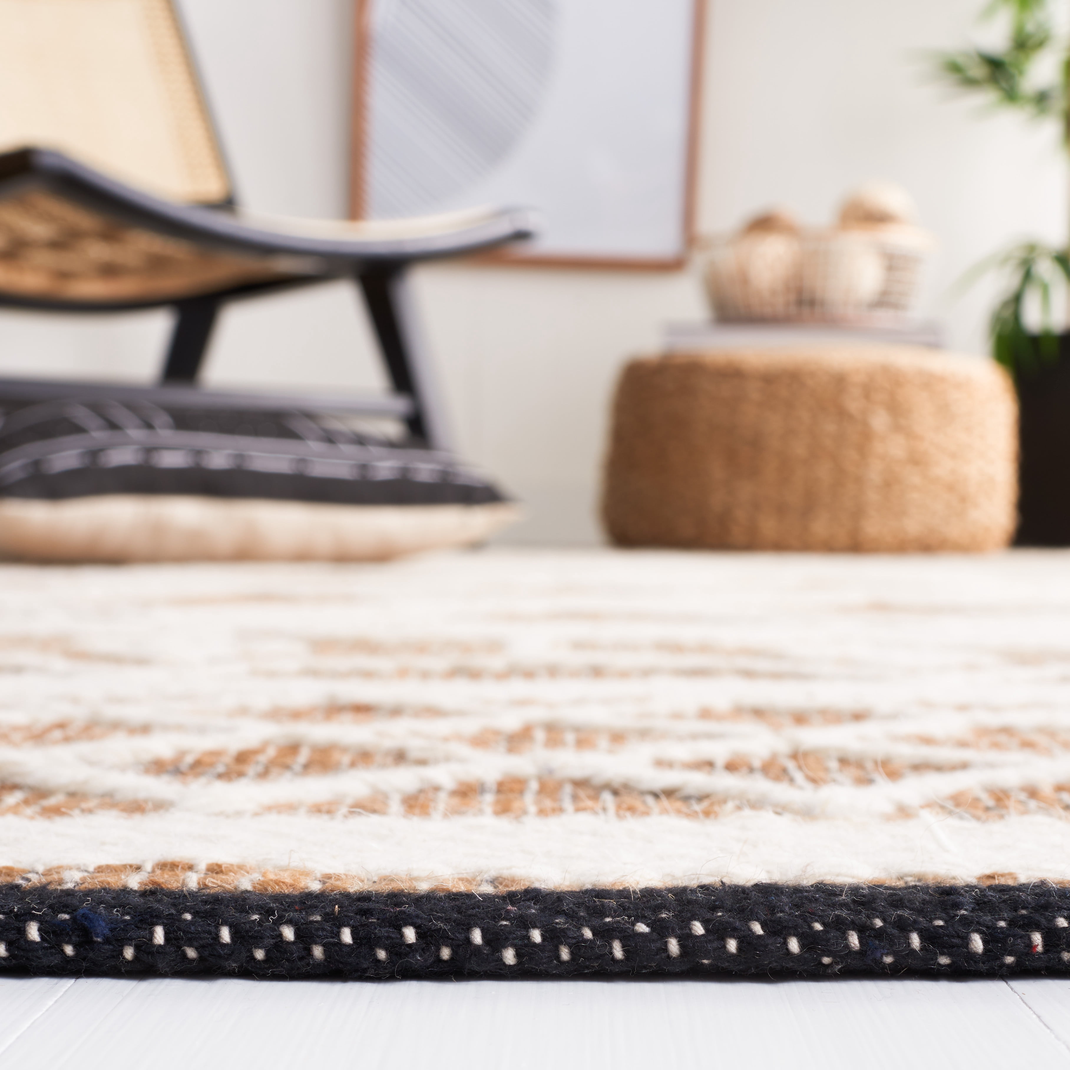 SAFAVIEH Natural Fiber Lucinda Geometric Area Rug, Natural/Ivory, 5' x 8'