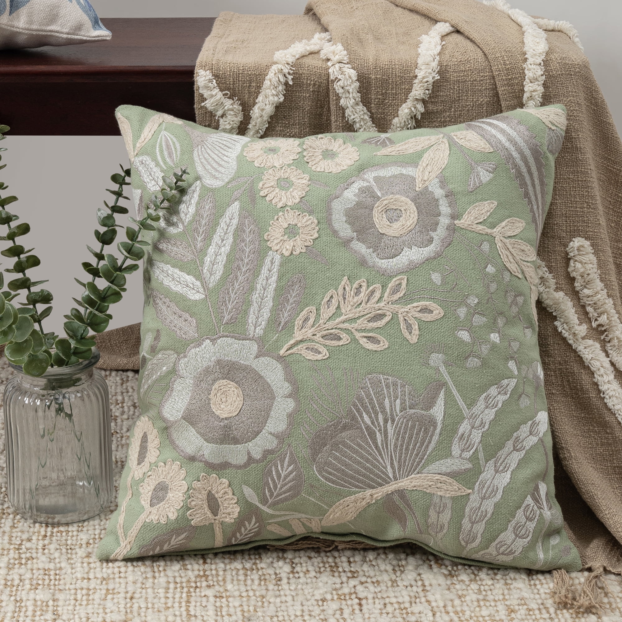 Harlow Hill Camden 24" x 24" Green/Ivory Floral Cotton Adult Decorative Throw Pillow