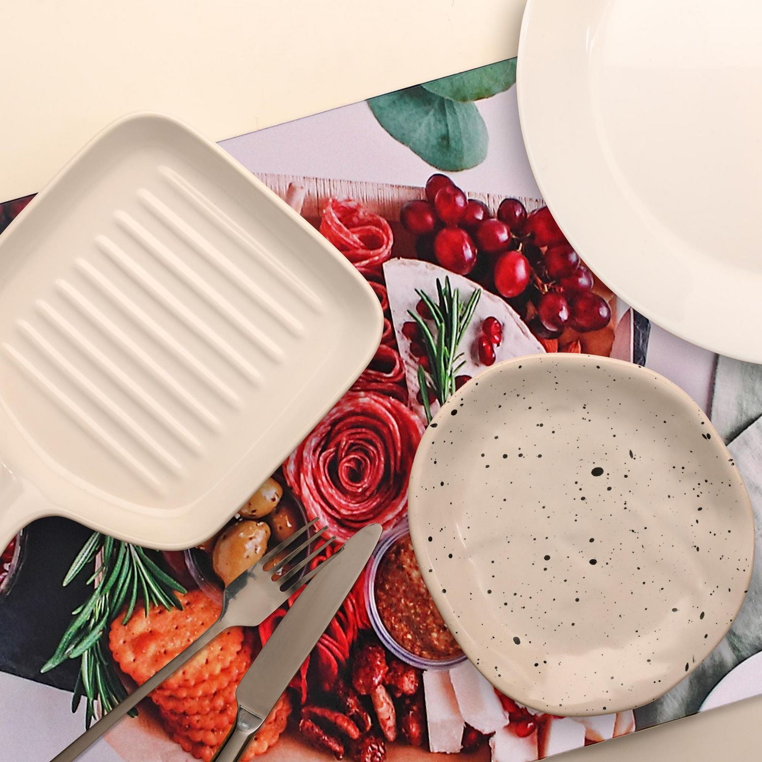 IH Casa Decor Plastic Placemat Charcuterie Board - Set of 12