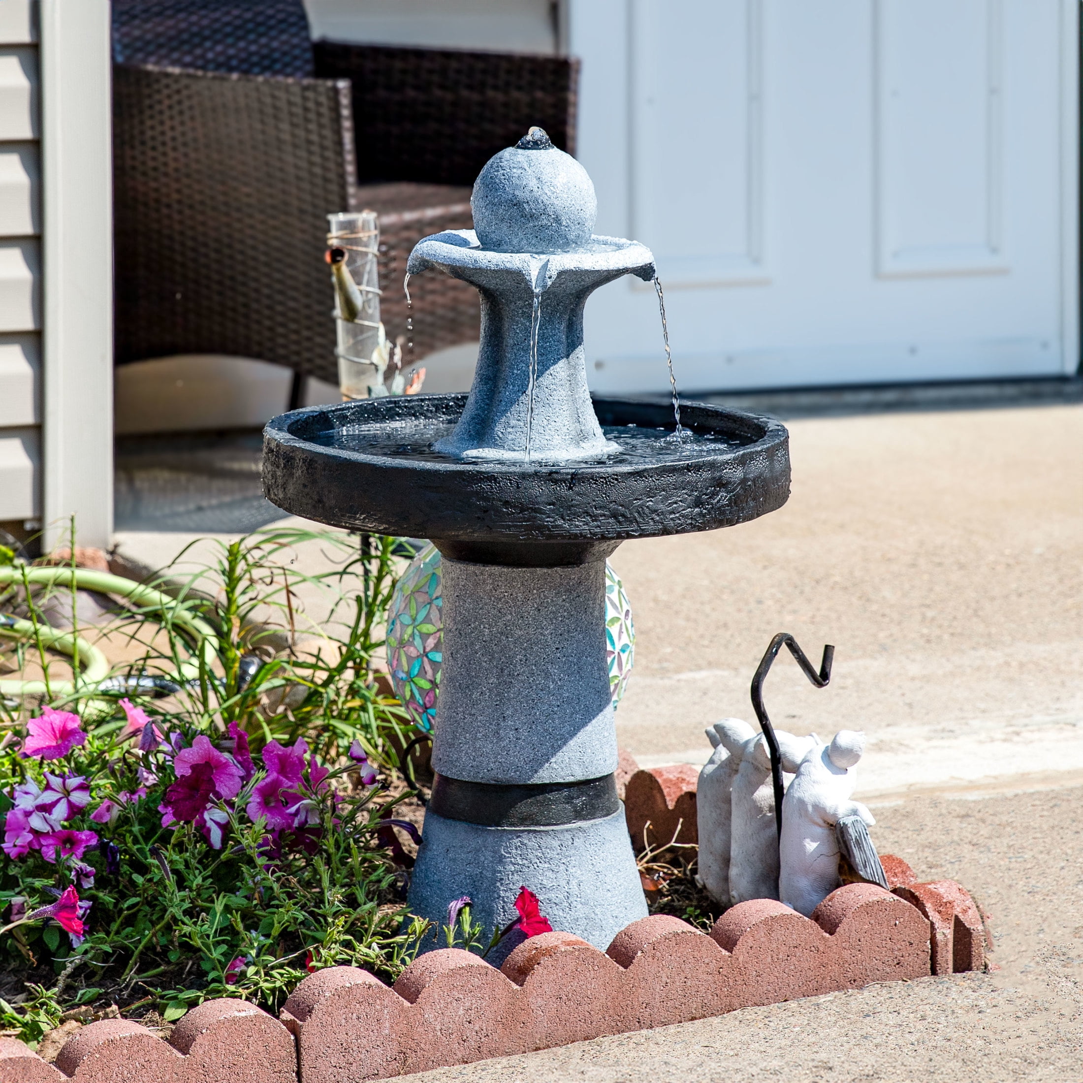 Sunnydaze 2-Tone Contemporary Gray Polyresin Outdoor Water Fountain with Light