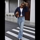thumbnail image 5 of Gabardina Corta con Solapa y Doble Botonadura para Mujer Azul Marino S, 5 of 10