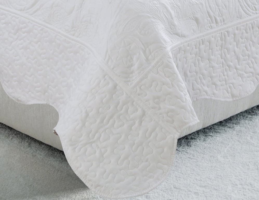 Marina Decoration Embroidered Stitching Coverlet Bedspread Ultra Soft Solid Bedding Summer Quilt Set with Quilted Sham