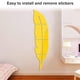 thumbnail image 5 of Etiqueta de la pared Espejo adhesivo 3D Acrílico Impermeable Etiqueta de pared de plumas para decoración del hogar, L, Izquierda Dorada Sweethay HA002133-07, 5 of 6