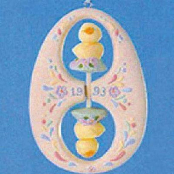 Chicks-on-a-Twirl 1993 Easter Hallmark Ornament QEO8375