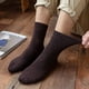 thumbnail image 3 of Calcetines de lana gruesa de otoño e invierno, calcetines casuales de felpa de color sólido para hombre, calcetines de longitud media, calcetines cálidos gruesos de lana para mujer, 3 of 6