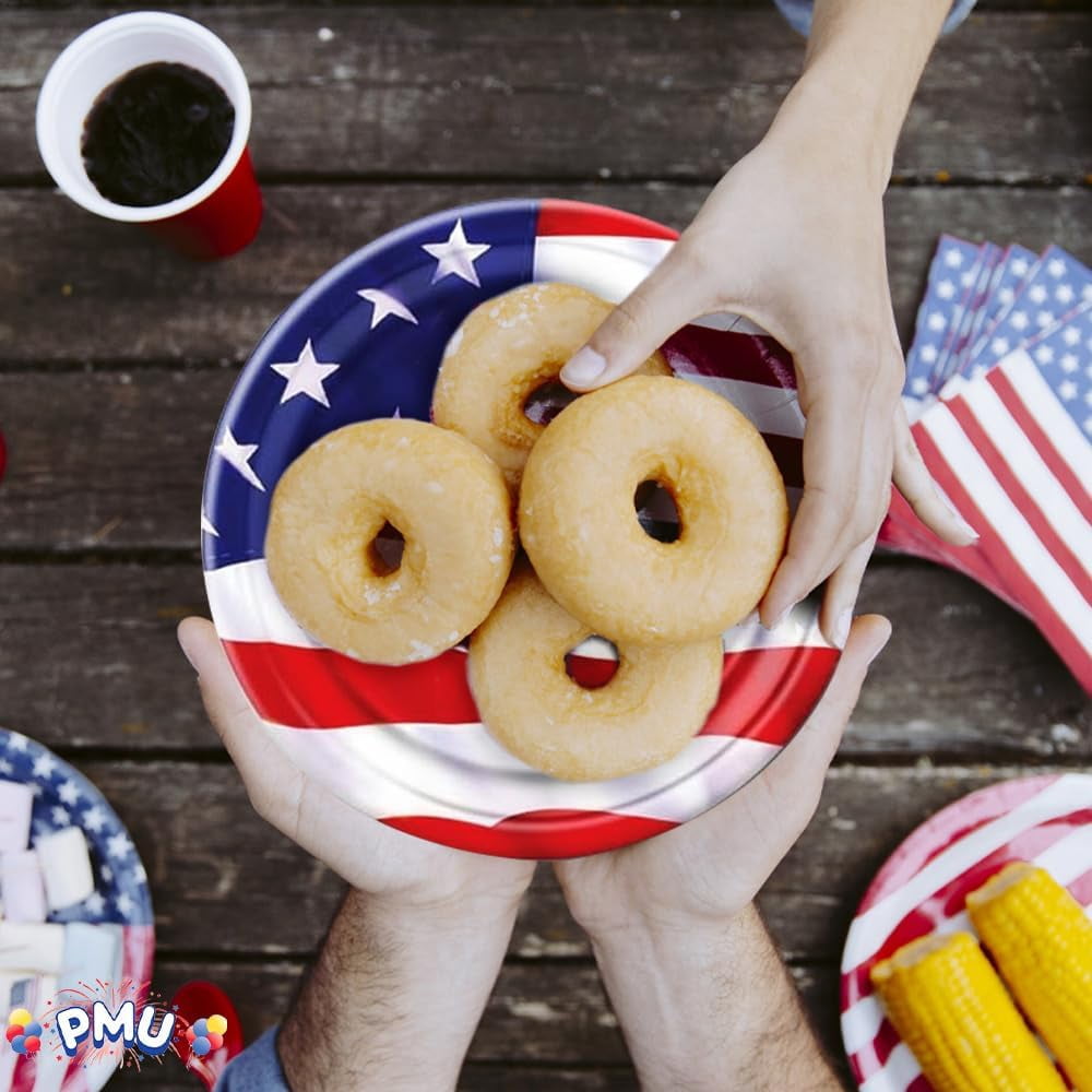 PMU Patriotic Stars and Stripes American Flag 9-Inch Dessert Plates, Patriotic Party Tableware (8/pkg) Pkg/6