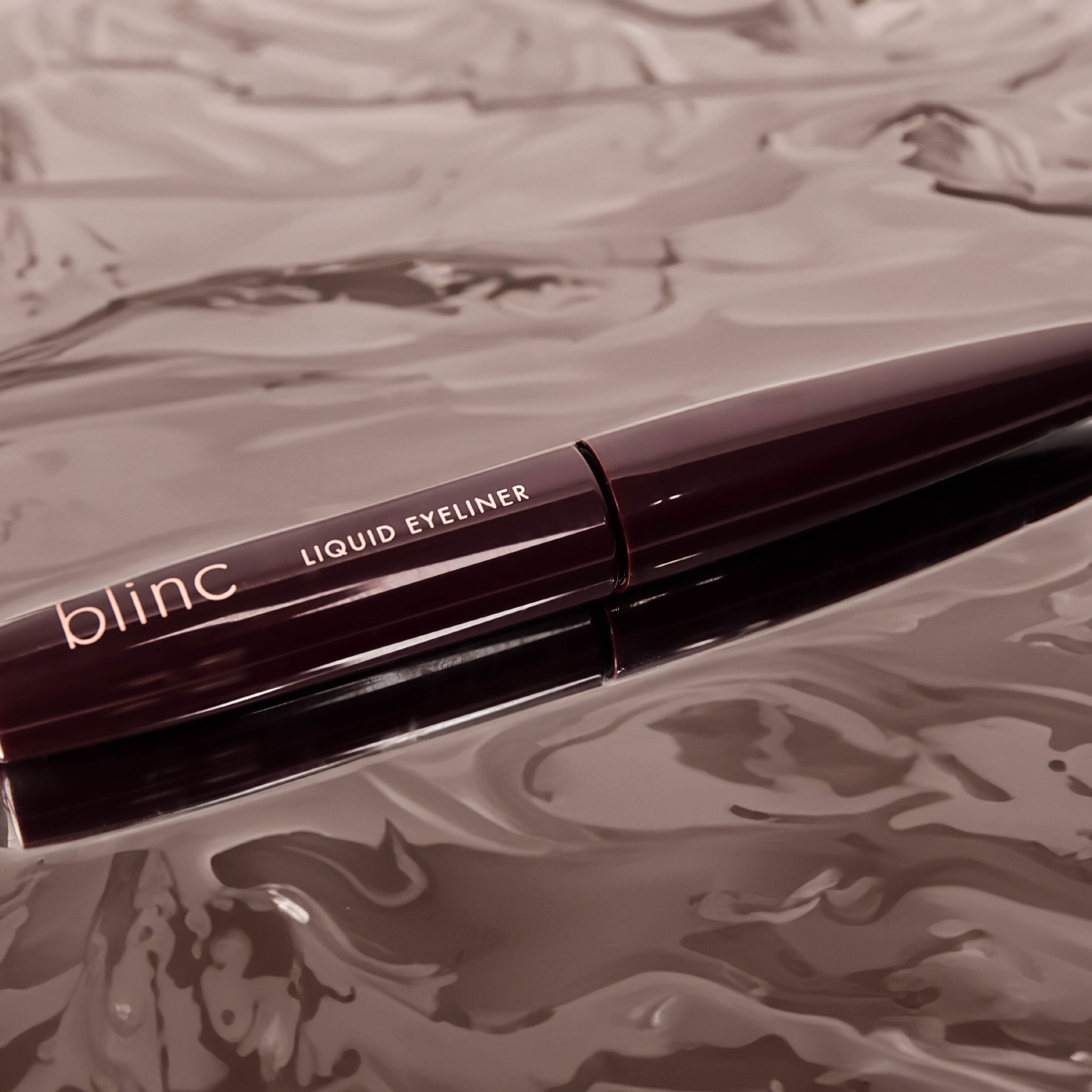 Blinc Tubing Liquid Eyeliner | Tubing Technology | Ultra-Longwearing, Highly-Pigmented, Smudgeproof Eye Liner with Precise Tip | Vegan, Gluten-Free and Cruelty-Free | 5.2 mL / 0.18 Fl. Oz