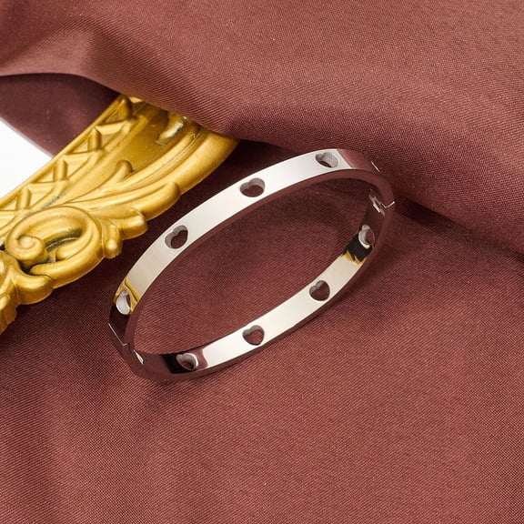 Hollow 304 Stainless Steel Bracelets for Women Heart Stainless Steel color 1/4 inch(0.6cm) Inner Diameter: 2-3/8 inch(6cm)