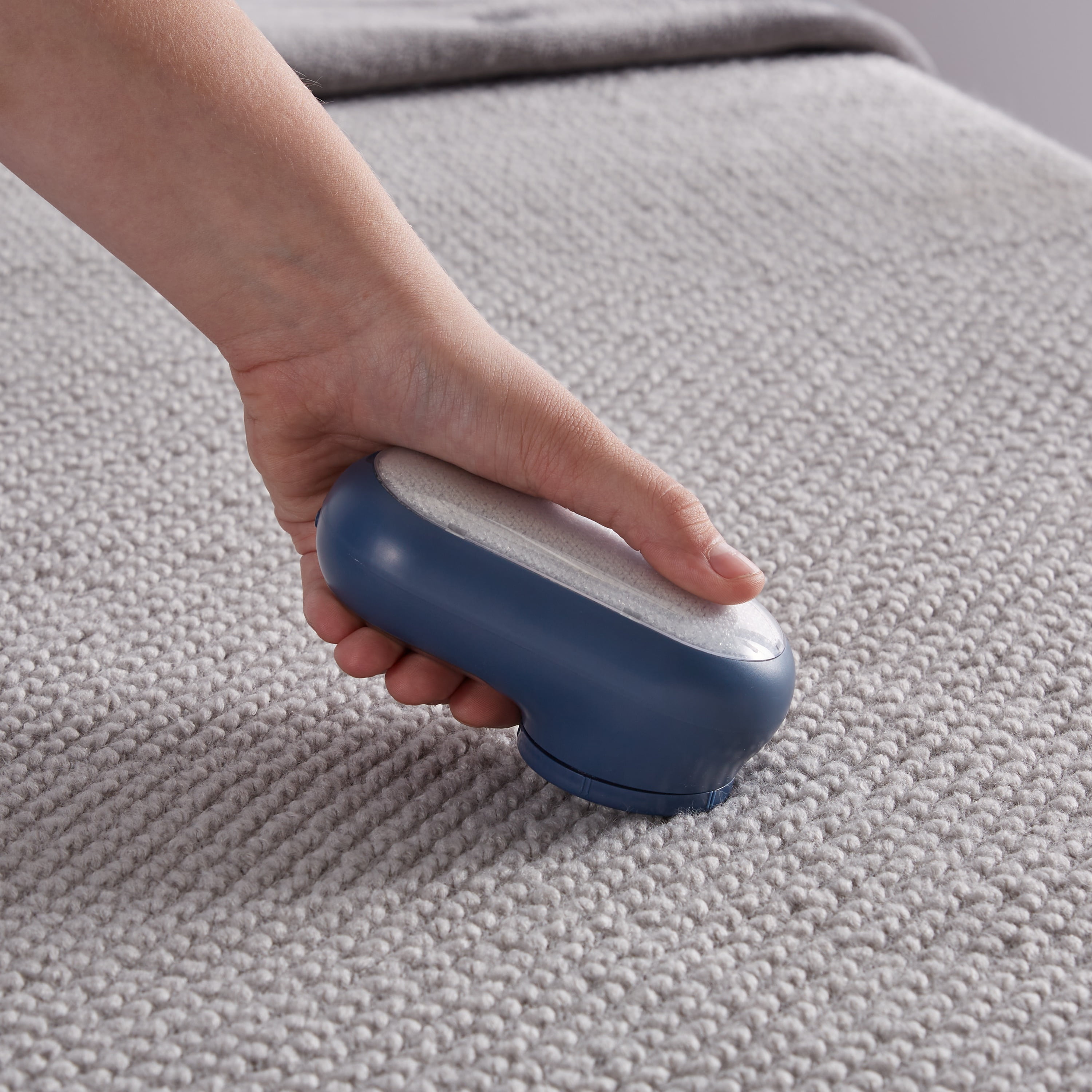 (2 pack) Mainstays 2-1 Lint Shaver and Brush