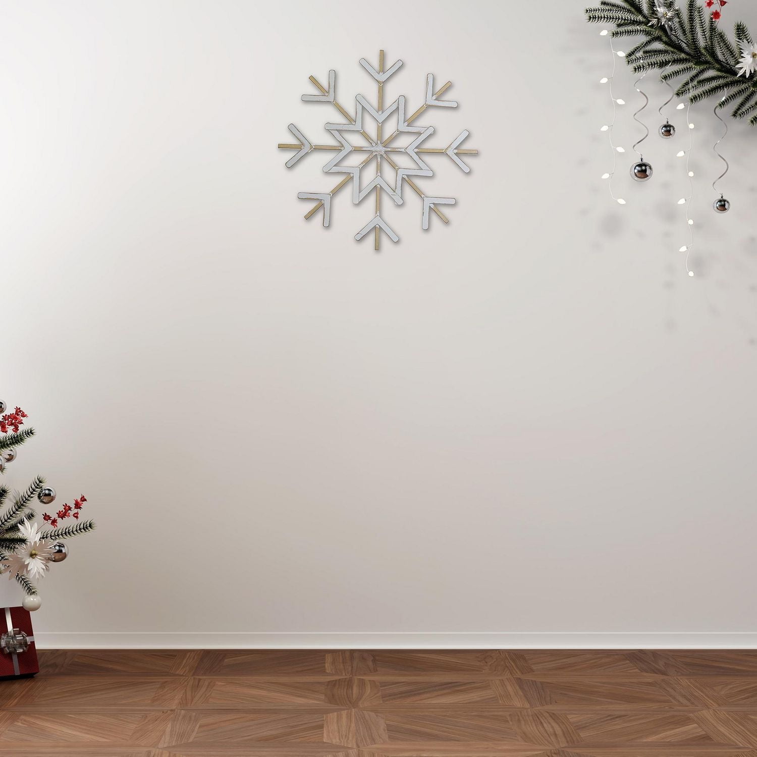 White And Gold Metal Snowflake Wall Decor Small