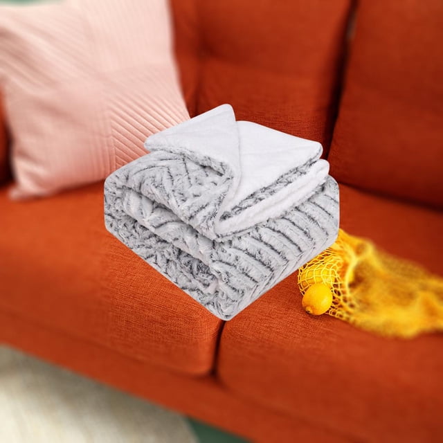 gruesas Velvet Fleece Suave y elegante Suministros de ropa Manta decorativa de lana para guardería Dormitorio Sofá Oficina de Gris Macarena Mantas para el hogar