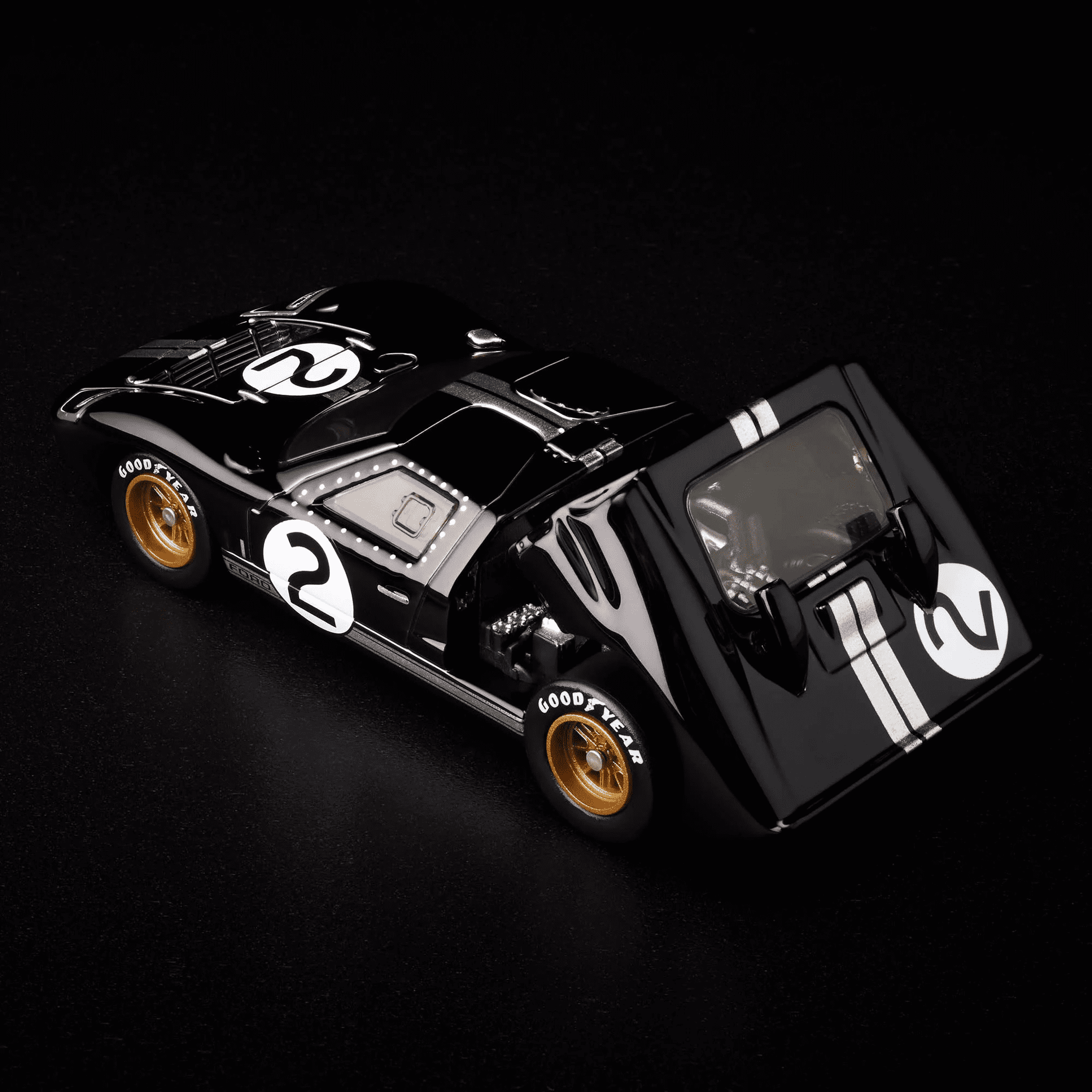 Hot Wheels RLC Ford GT40 Mk II – 1:64 Premium Die-Cast Car, Spectraflame True Black, Opening Rear Cowl, Real Riders Wheels, Collector Edition in Acrylic Case