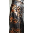 thumbnail image 3 of Pantalón corte ancho tiro alto y textura serpiente bronce Animal print extra grande, 3 of 3