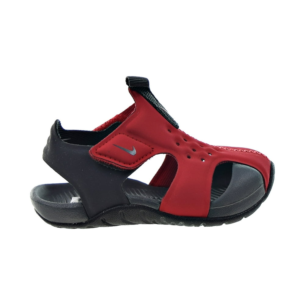 martes nike sunray