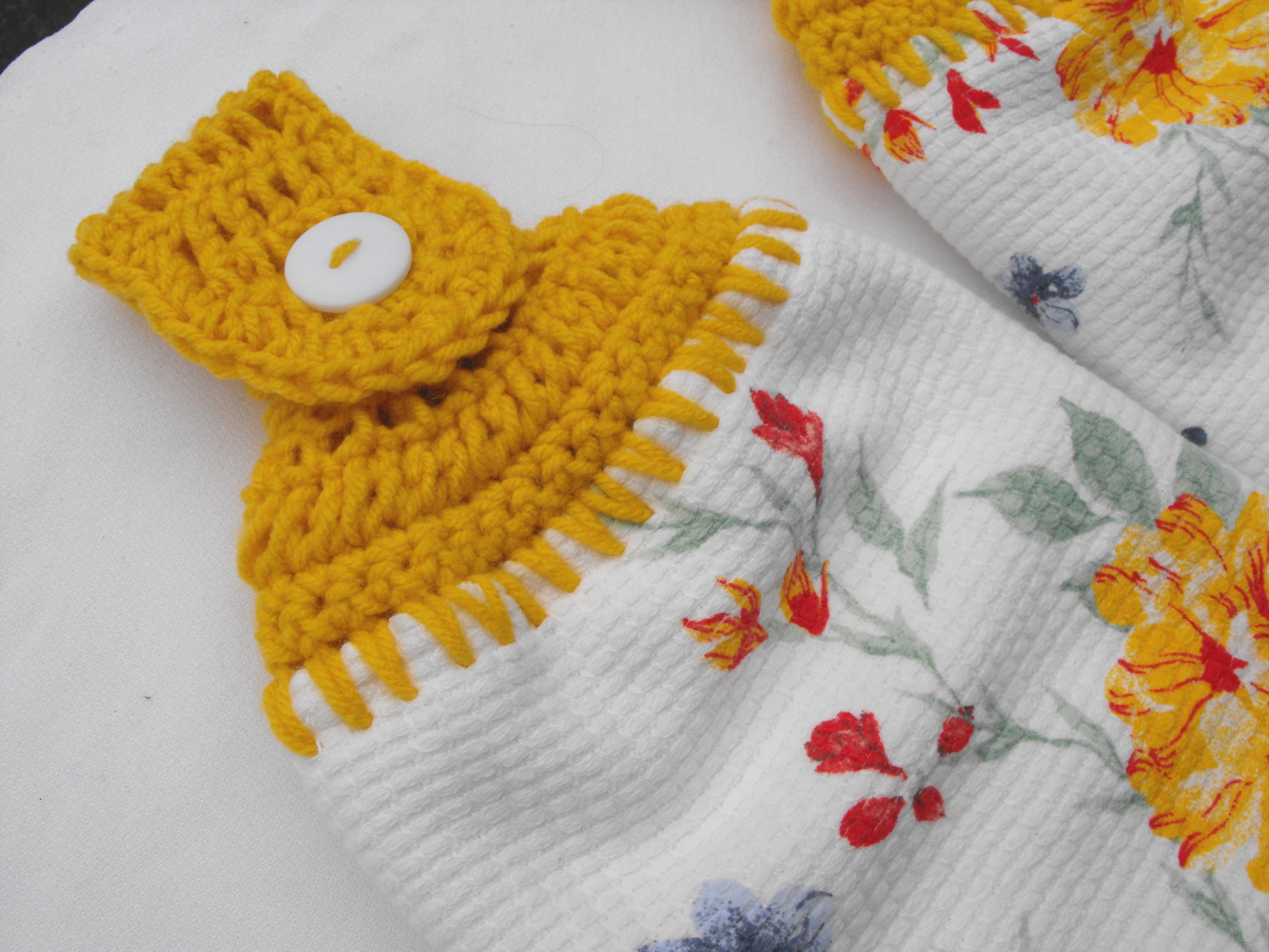 DELILAH YELLOW FLORAL - 2 DOUBLE/FULL HANDMADE CROCHET TOP HANGING KITCHEN TOWELS