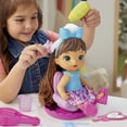 thumbnail image 4 of Muñeca Styling Doll Baby Alive de pelo castaño esponjoso con silla de salón, 4 of 6