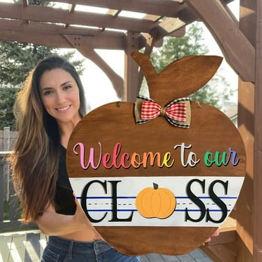 XEOVHV Welcome Sign for Classroom Door Decorations, 12" Welcome to Our Class Wooden Hanging Sign, Back to School Welcome Door Hanger with Apple for School Classroom Porch Front Door Decor