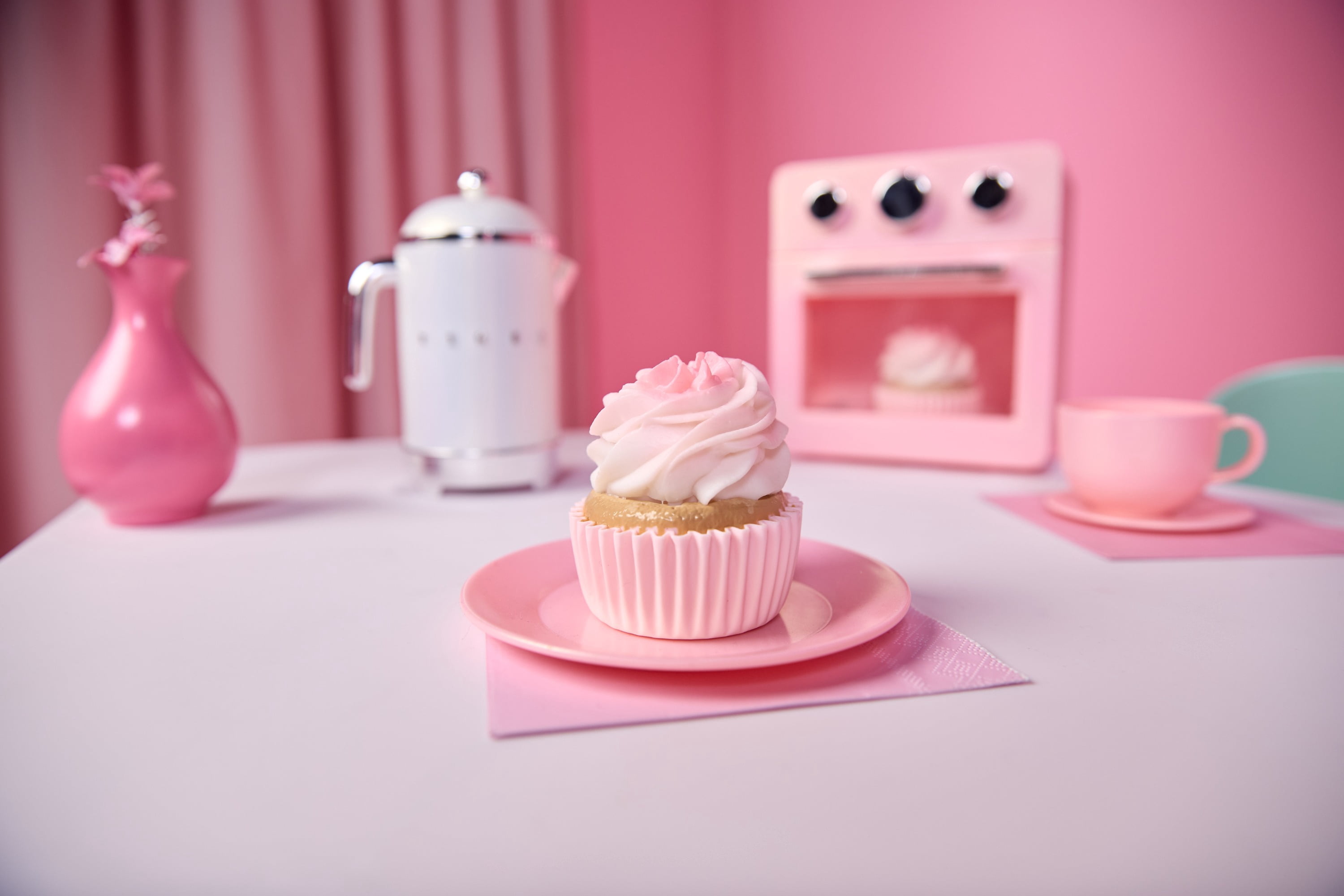 Little Tikes Sweet Spaces Playful Plates – Cupcakes, Play Kitchen Food, Ages 3+