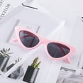 thumbnail image 3 of Gafas de sol de ojo de gato europeas y americanas, foto sencilla de moda con gafas de sol de montura pequeña, gafas triangulares, 3 of 6