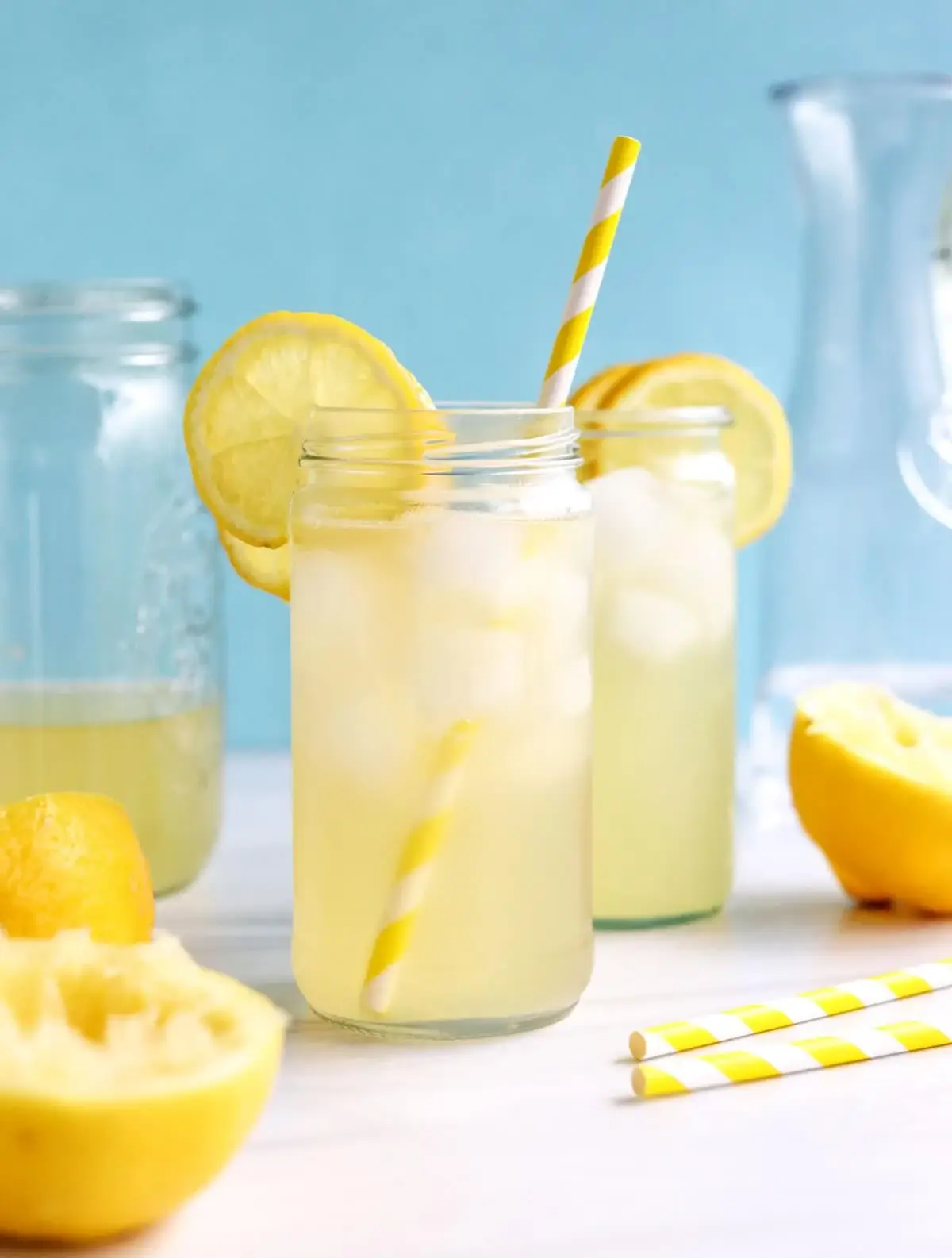 Dole lemonade, 20 oz Bottles - 24 Pack