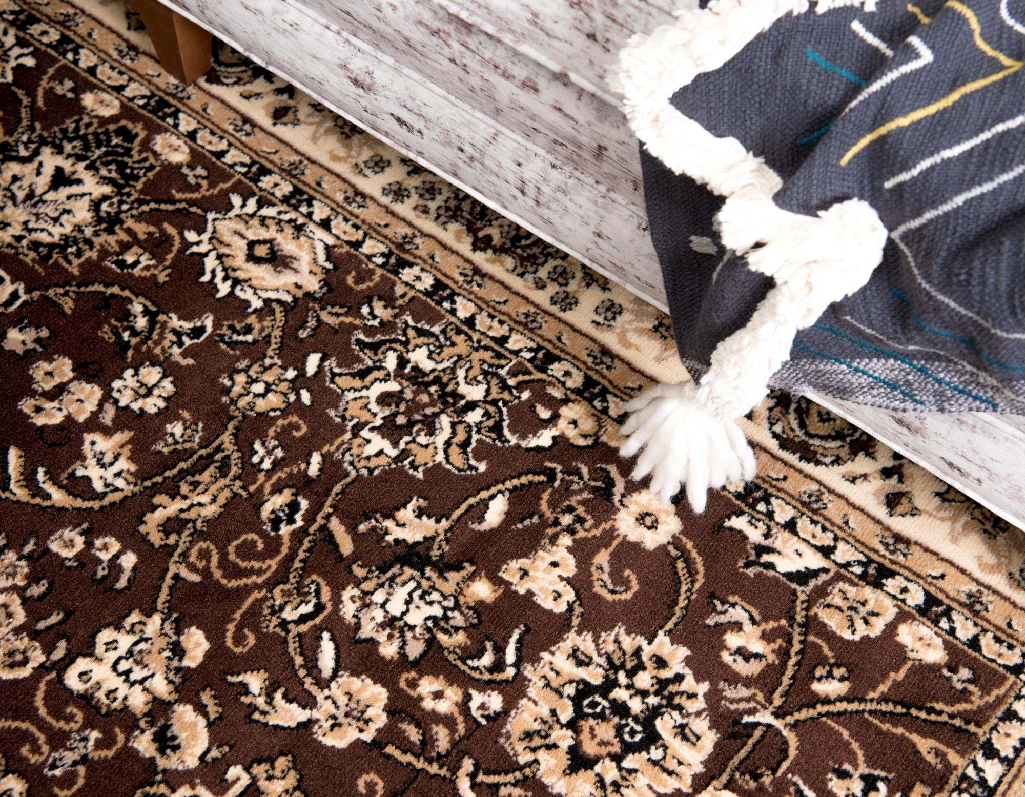Rugs.com Yasmin Collection Rug – 5' x 8' Brown Medium Rug Perfect For Bedrooms, Dining Rooms, Living Rooms