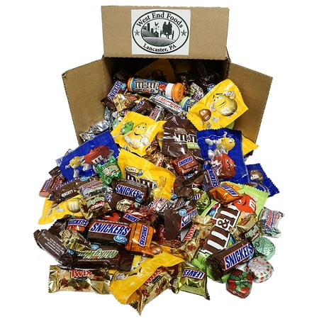 HALLOWEEN Chocolate, Assortment of Classic Candy of M&M's, Snickers, MilkyWay, Twix (5 lbs) Bulk of Fun Size or Minis Snacks in a Box. Perfect for a Party, Buffet, Pinata or Valentine Day Gift