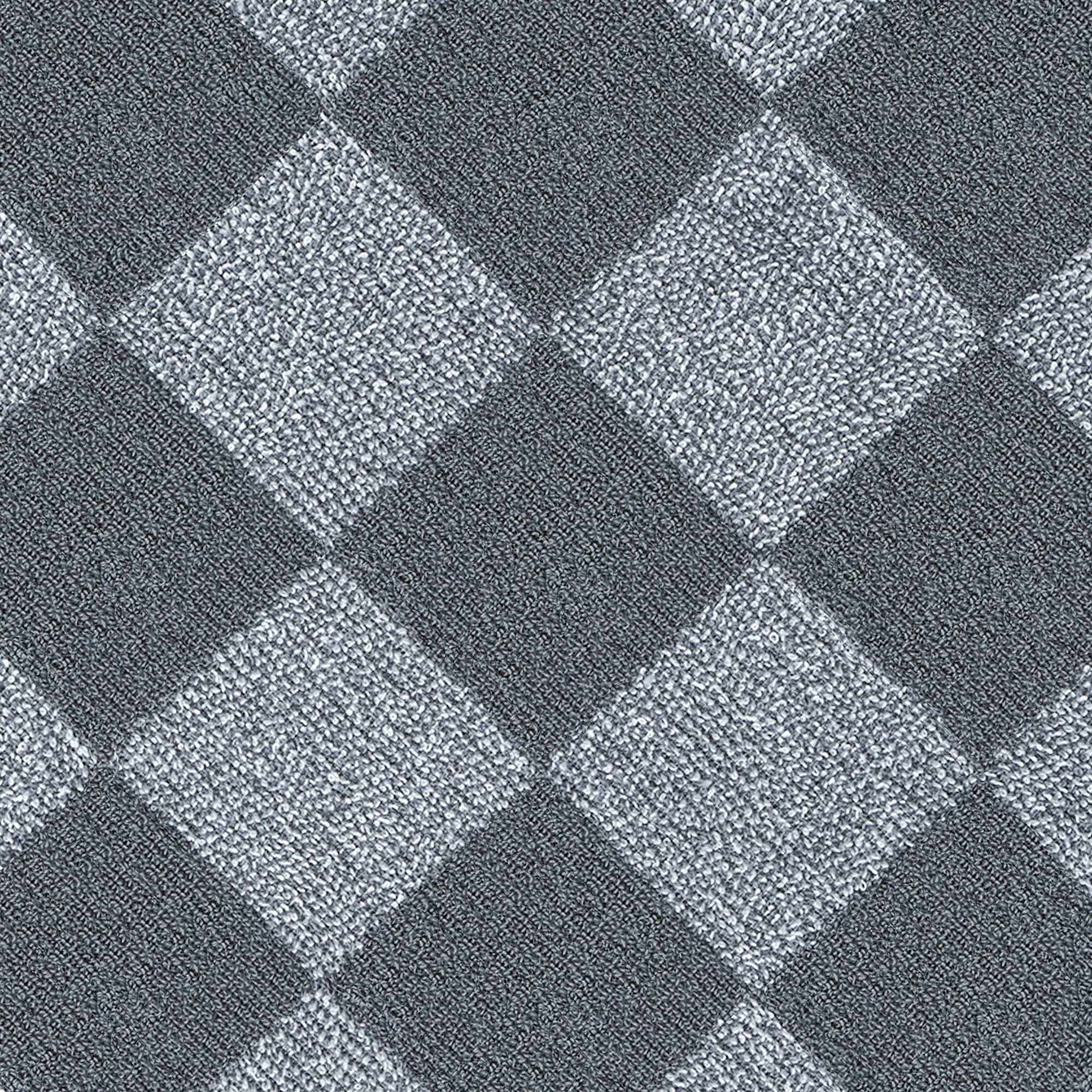 Mainstays Performance Checkered Bath Towel, 54" x 30", Soothing Grey