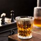 thumbnail image 4 of Juego de regalo de piedras para whisky, 8 cubitos de hielo de acero inoxidable dorados, reutilizables, cubitos de hielo falsos, cubitos de hielo de metal, cubitos reutilizables, compañero de, 4 of 8