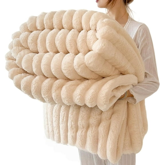 Ultra Soft Thick Faux Rabbit Fur Microfiber Throw Blanket – Winter Warm Flannel Milk Velvet Blanket for Bed, Sofa & Living Room