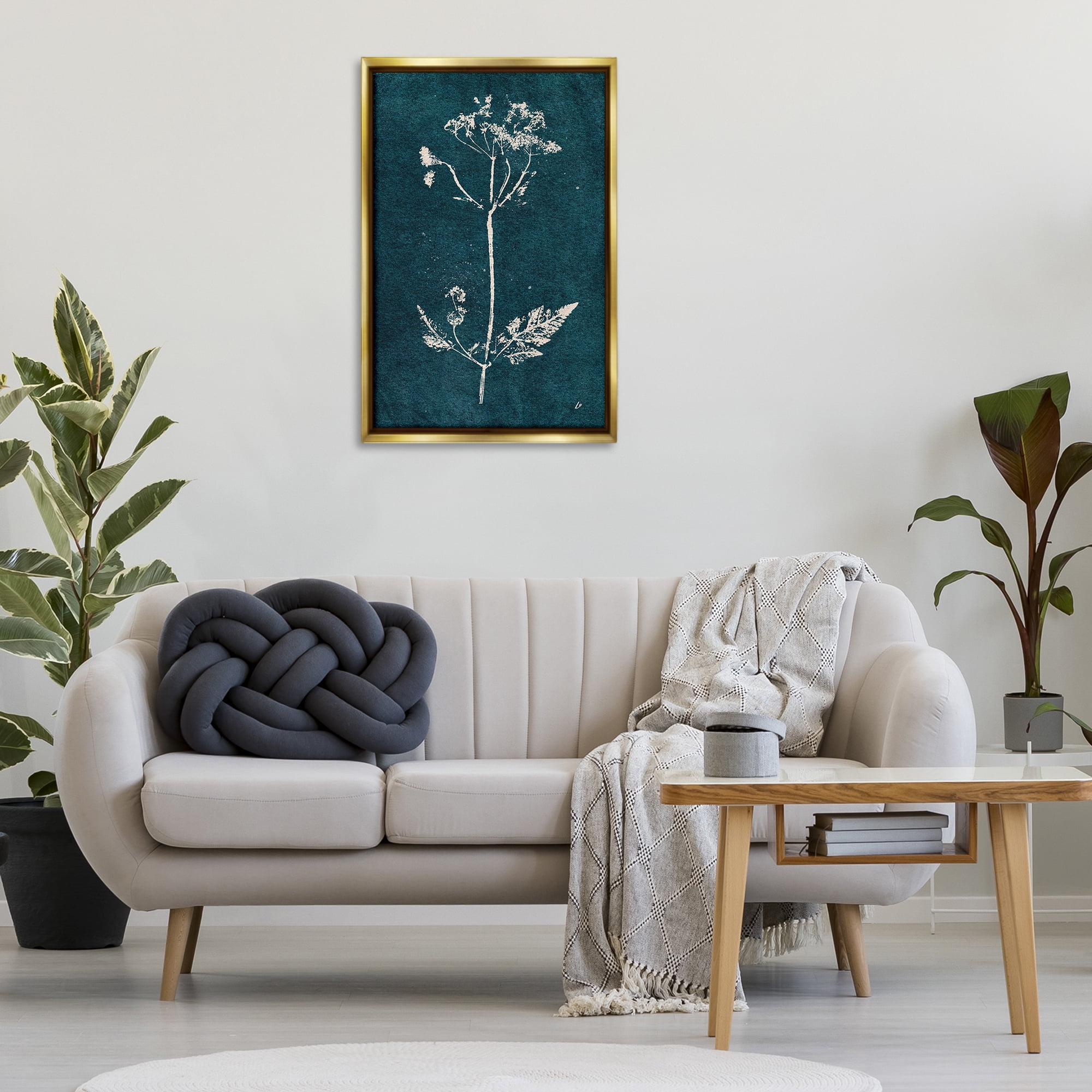 Stupell Industries Cow Parsley Stem Plants & Flowers Painting Gold Floater Framed Canvas Art Print Wall Art, 21 x 31
