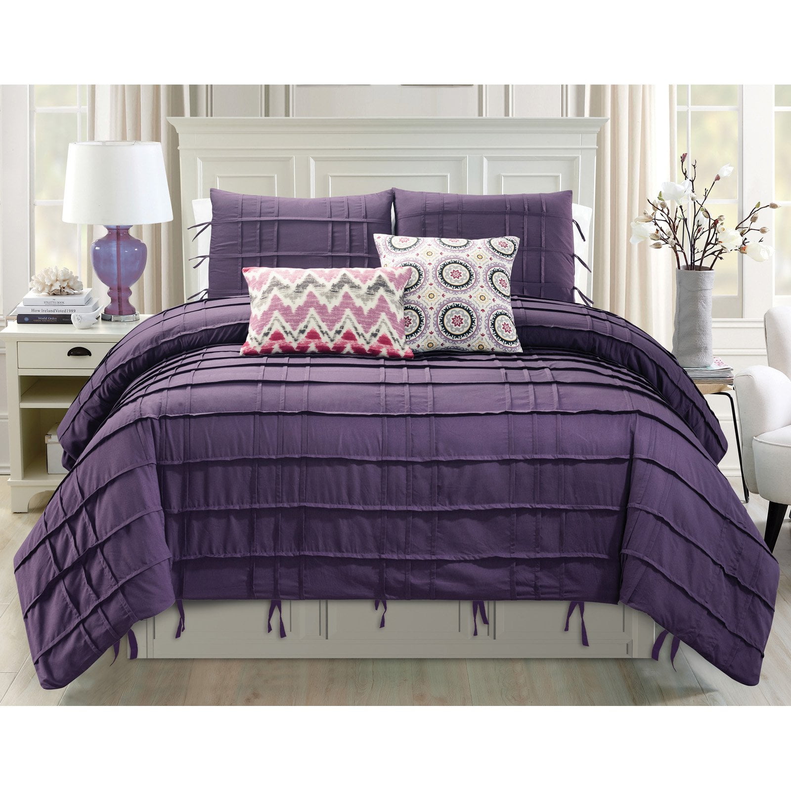 Cyra Plum 5 pc Queen Comforter Set