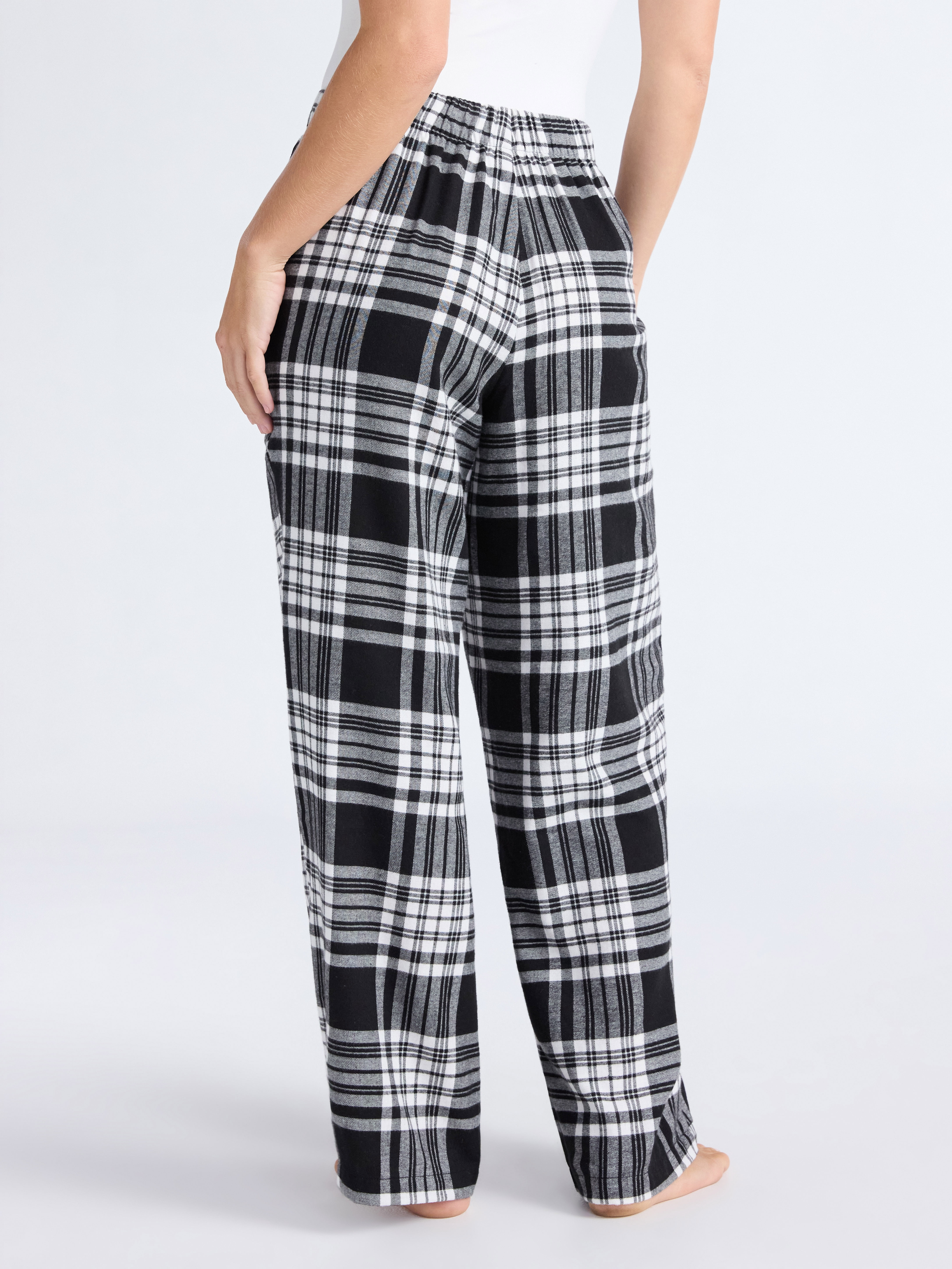 Joyspun Women's Flannel Sleep Pants, 30'' Inseam, Sizes XS-3X