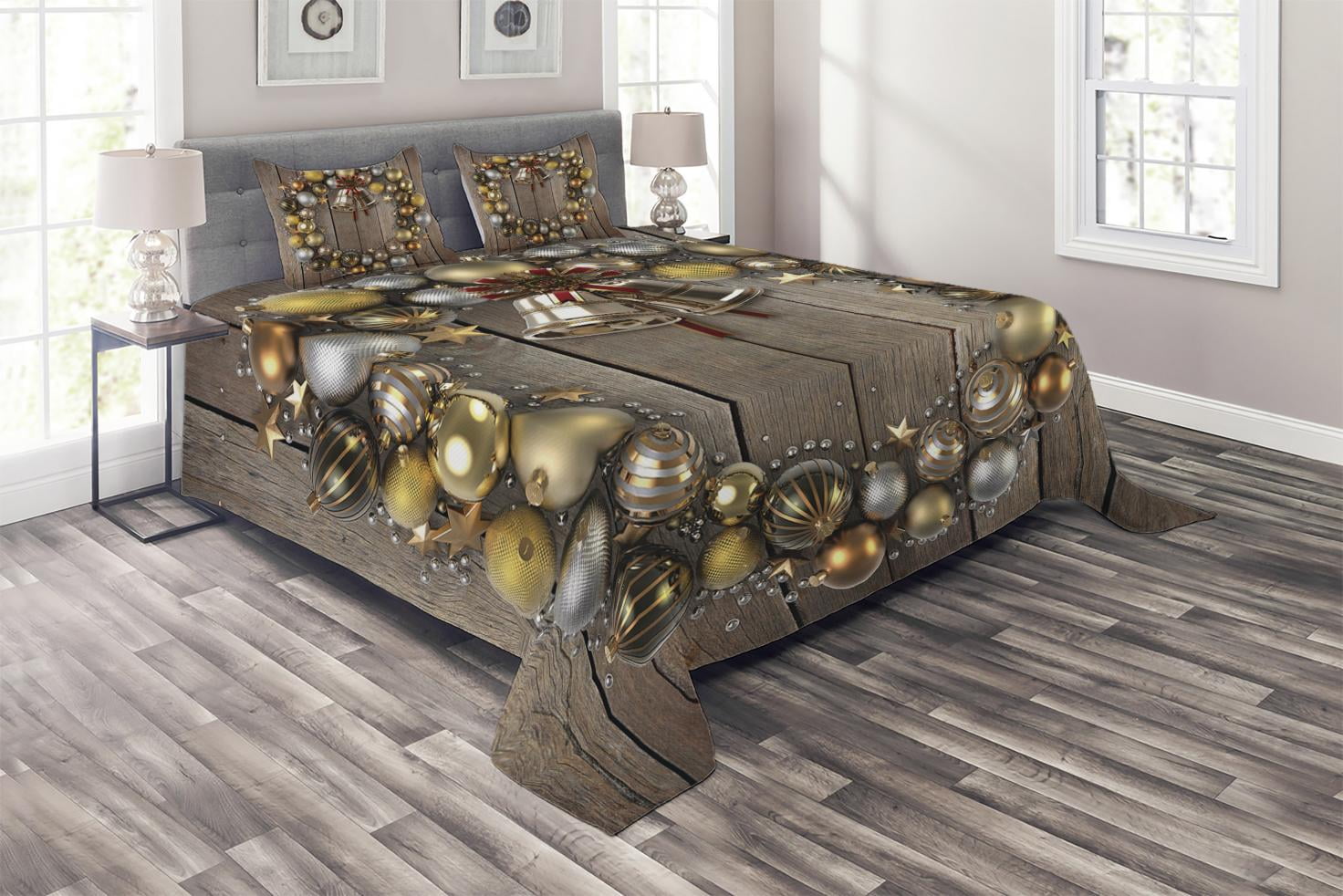 Christmas Coverlet Set King Size, Noel Ornaments Pattern Baubles and