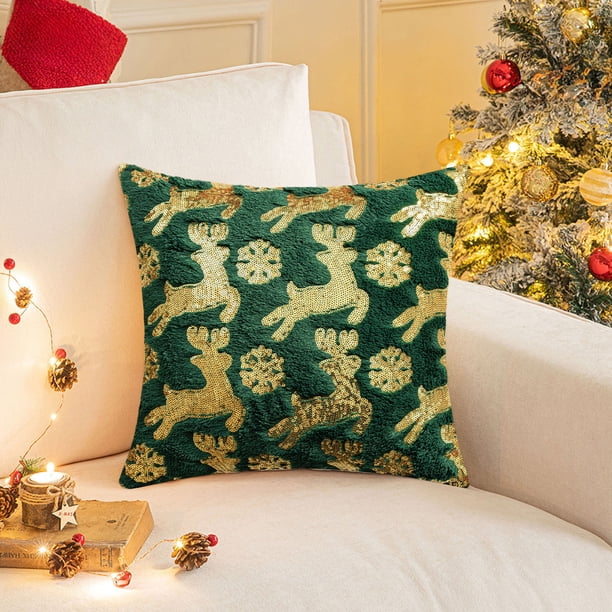 Funda decorativa de cojín navideña | Renos bordados rojo verde y terciopelo con copos de nieve con lentejuelas | 17,7x17,7 in | Poliéster suave y suave | Sofá Acento de Navidad | 1 pieza