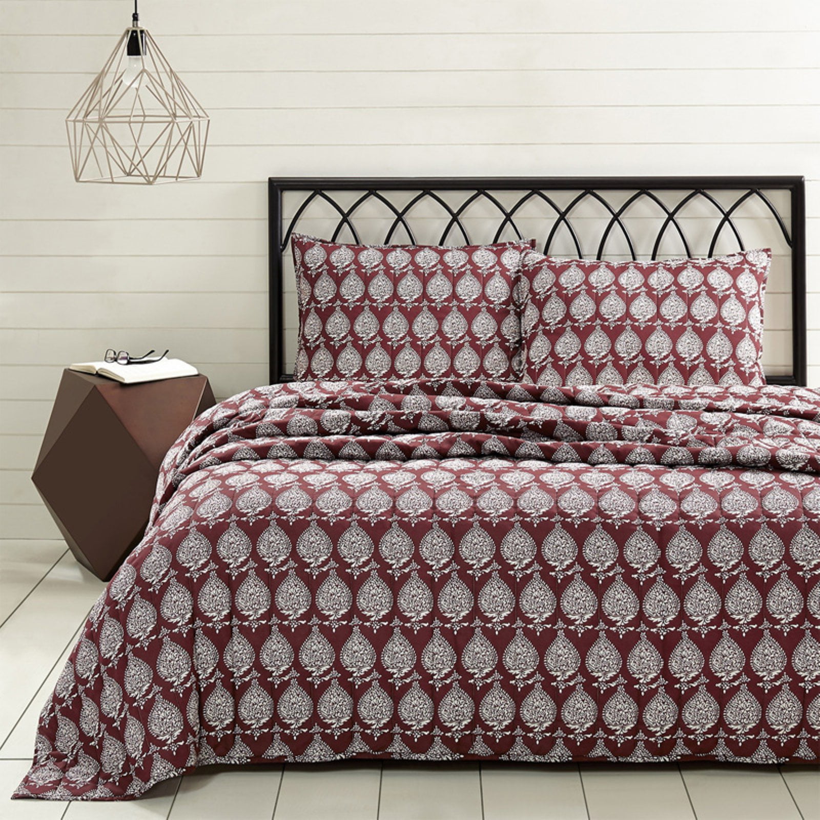 Priya Quilt Set by VHC Brands
