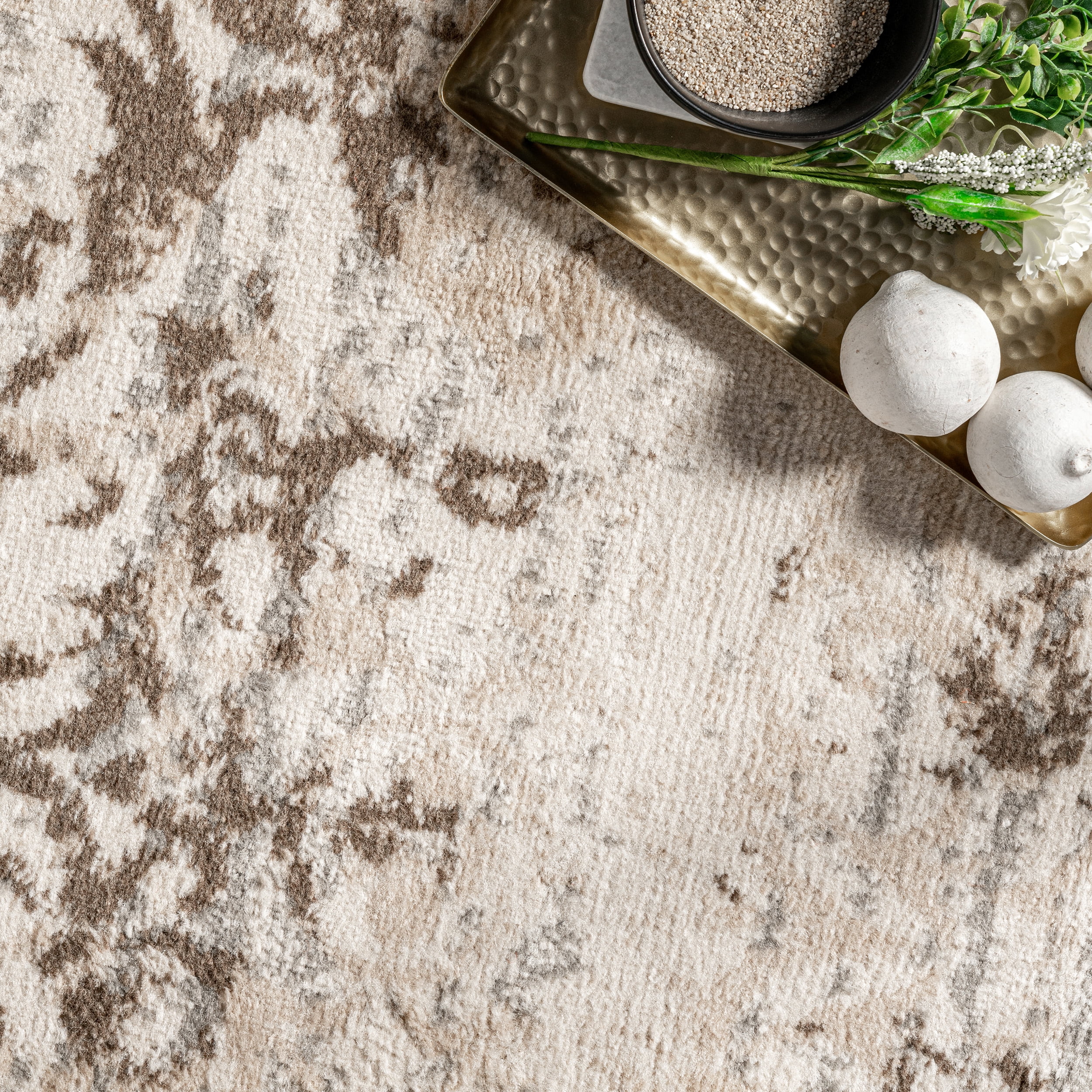 nuLOOM Freja Faded Floral Beige 11' x 14' 6" Vintage Area Rug