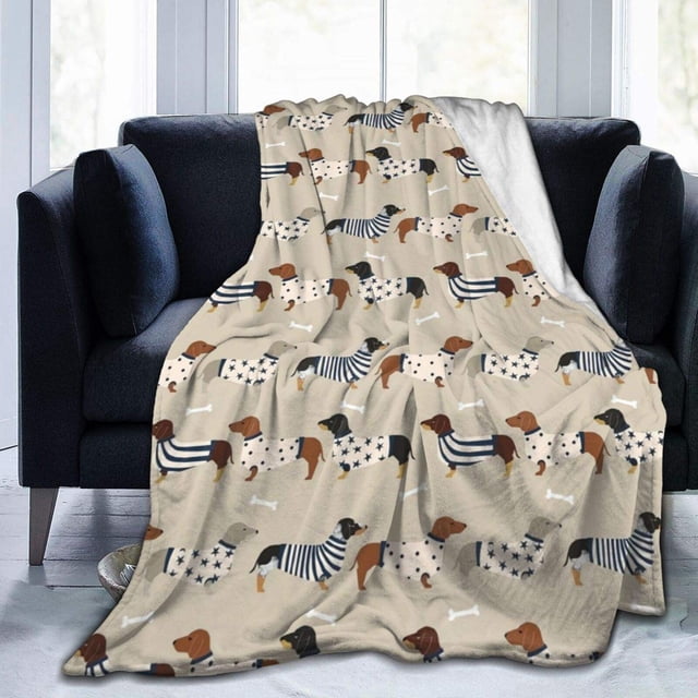 Dachshund In Sweaters Pattern Blankets Fleece Printed Cute Portable Soft Throw Blanket for Bed Office Quilt Dog Flannel Blanket