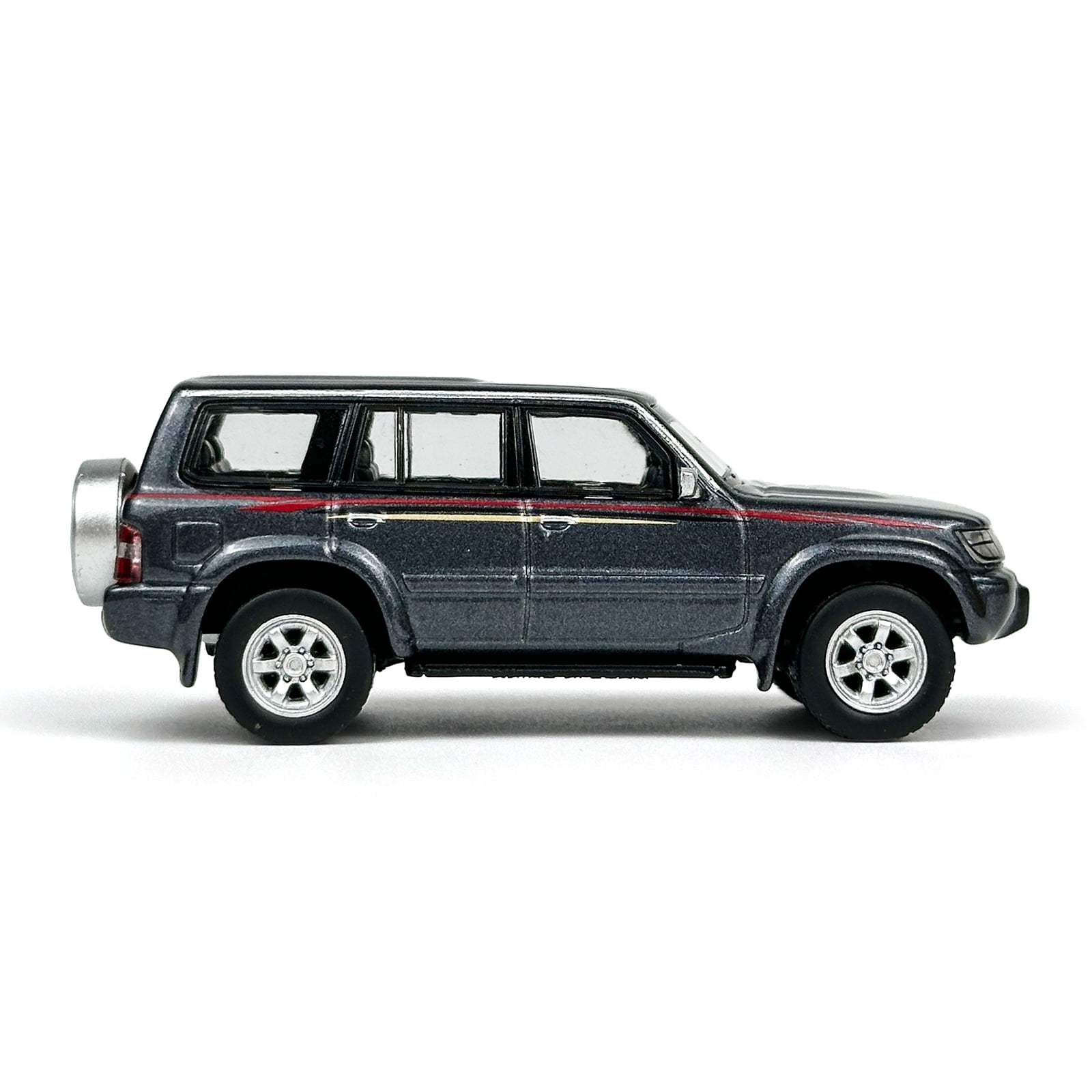 Paudi 1:64 Nissan Patrol Y61 Grey Diecast Model Car Toy Vehicle Collectible