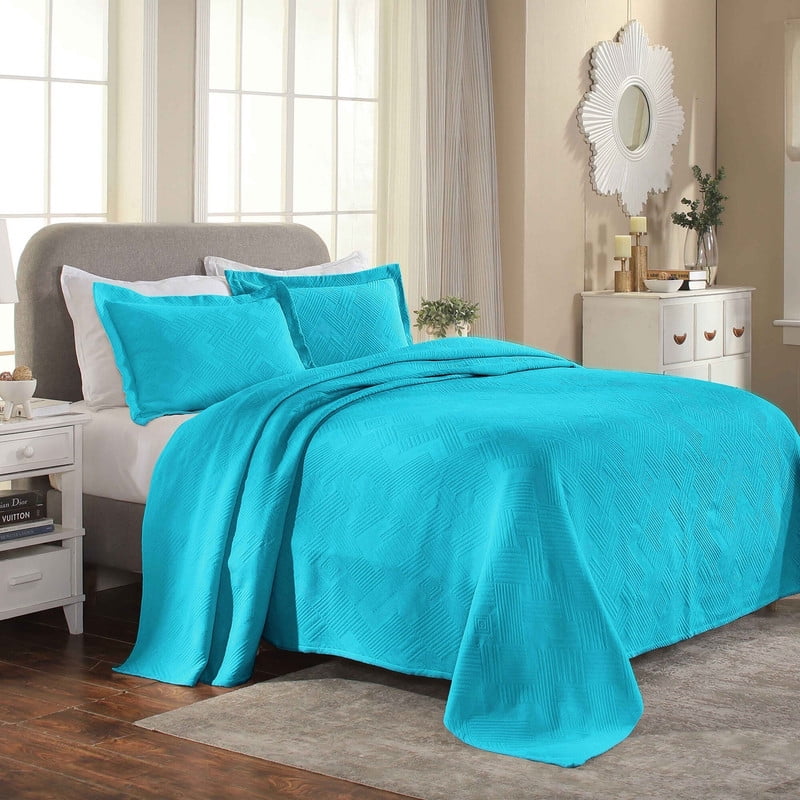 Superior Geometric Fret Cotton Bedspread and Sham Set, 3-Piece Decorative Breathable Bedspreads, Queen, Peacock Blue