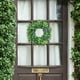 thumbnail image 4 of Corona artificial para puerta de entrada | Corona floral púrpura de 14.5 pulgadas para pared, ventana, boda, fiesta, decoración del hogar | Realista, resistente a los rayos UV, decoración exterior, 4 of 7