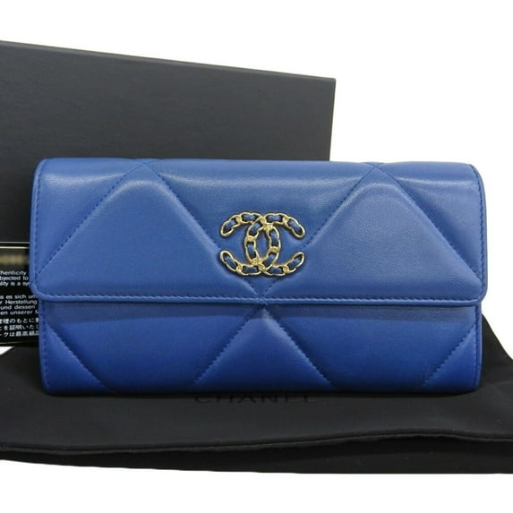 Pre-Owned Chanel CHANEL 19 Long Flap Wallet AP0955 with sticker 30 series long wallet... (Good)