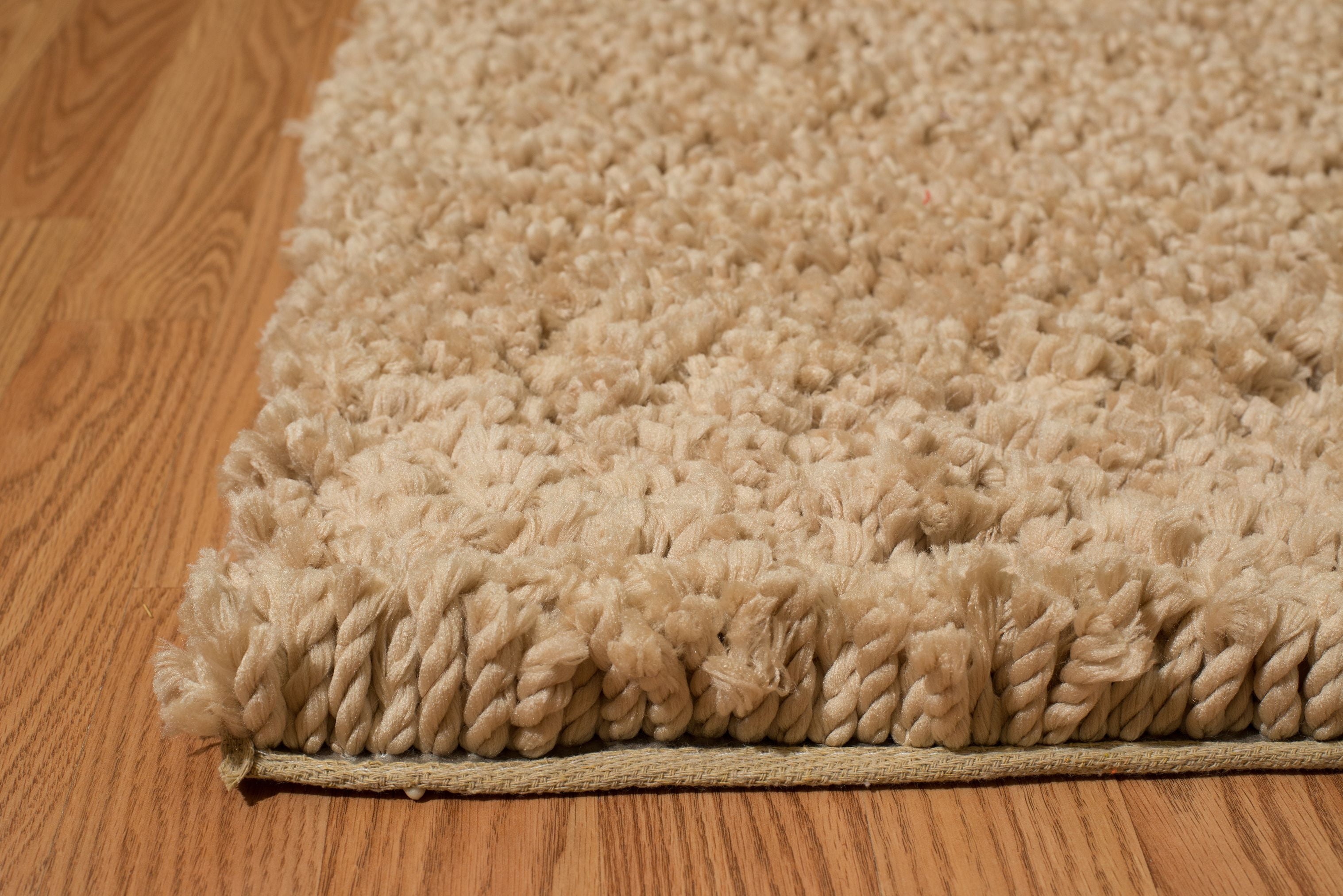 United Weavers Paraiba Tatami Light Beige Tufted Polyester Shag Area Rug