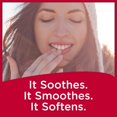 thumbnail image 3 of Bálsamo labial Carmex Daily Care hidratante SPF 15 para magdalenas, 9 x 4,25 g, 3 of 9