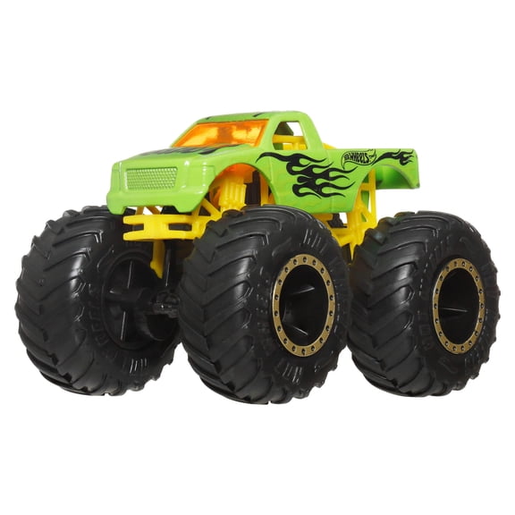 Hot Wheels Monster Trucks 1:64 Color Shifters, 1 Toy Truck Changes Colors in Water (Styles May Vary)